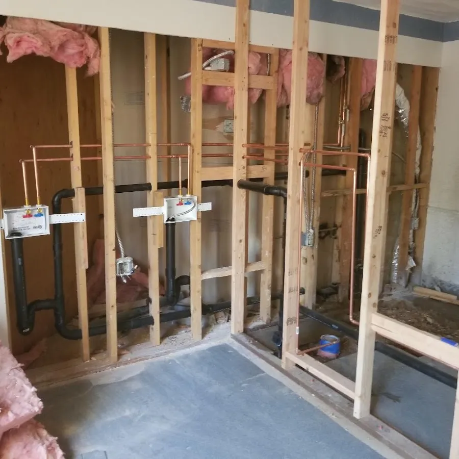 Copper pipe rough-in and plumbing installation in Arlington